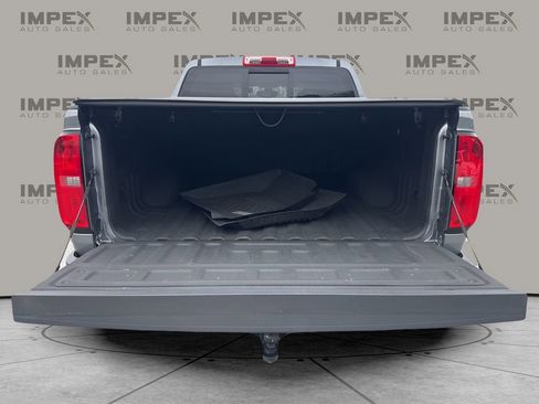 Used 2021 Chevrolet Colorado LT w/ Redline Special Edition image 25