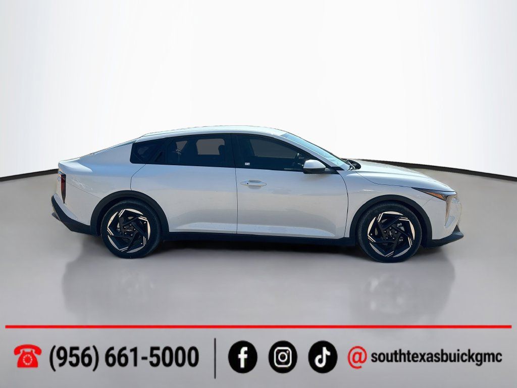 Used 2025 Kia K4 EX FWD image 9