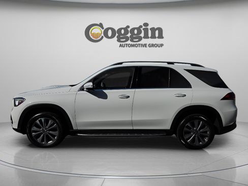Used 2022 Mercedes-Benz GLE 350 4MATIC w/ Premium Package image 4