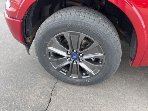 Used 2018 Ford F150 XLT w/ Equipment Group 302A Luxury image 9