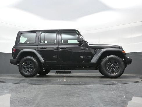 New 2026 Jeep Wrangler Unlimited Sport AWD/4WD image 19