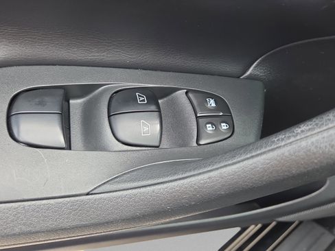 Used 2013 Nissan Altima 3.5 SL w/ Technology Pkg FWD image 29