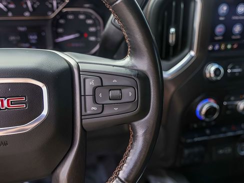 Used 2022 GMC Sierra 2500 AT4 image 16