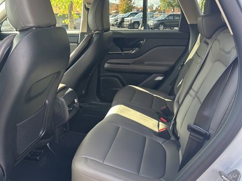 New 2025 Lincoln Corsair AWD w/ Rear Removable Package Tray image 11