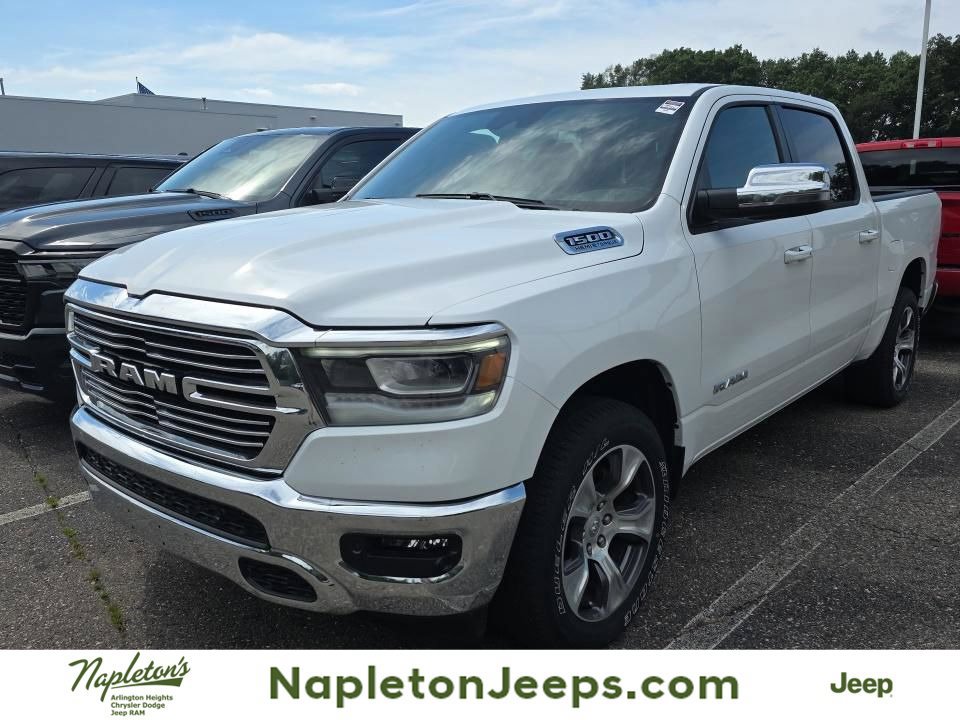 Used 2024 RAM 1500 Laramie AWD/4WD image 1