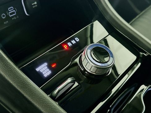 Used 2023 Jeep Grand Cherokee L Limited w/ Black Appearance Package image 25