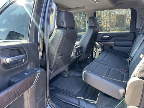 Used 2022 GMC Sierra 2500 Denali w/ Denali Ultimate Package image 10