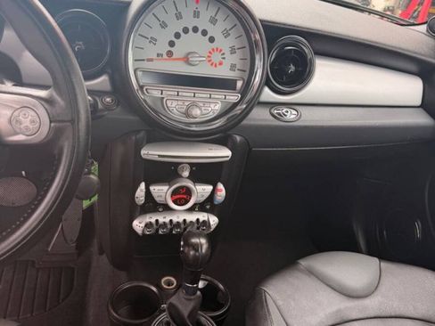 Used 2010 MINI Cooper Convertible FWD image 15