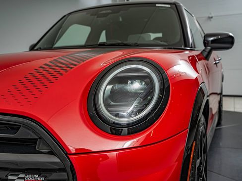 Used 2025 MINI Cooper S FWD image 13