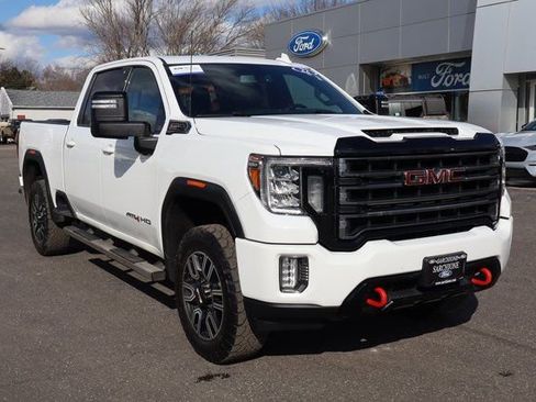 Used 2022 GMC Sierra 2500 AT4 AWD/4WD image 2