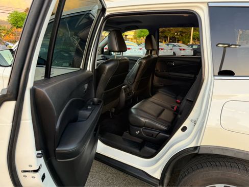 Used 2018 Honda Pilot EX-L image 9