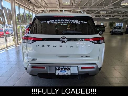 Used 2023 Nissan Pathfinder SL AWD/4WD image 7