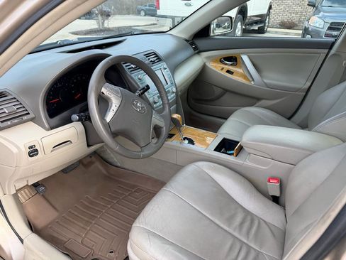 Used 2007 Toyota Camry XLE image 10