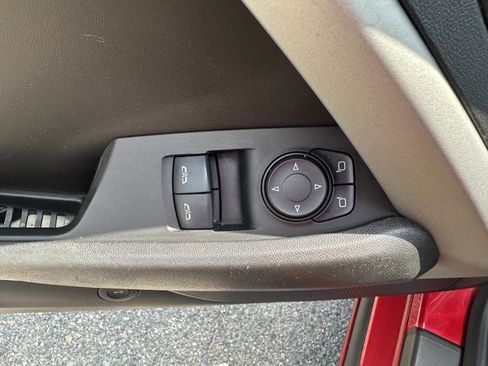 Used 2017 Chevrolet Camaro LT image 11