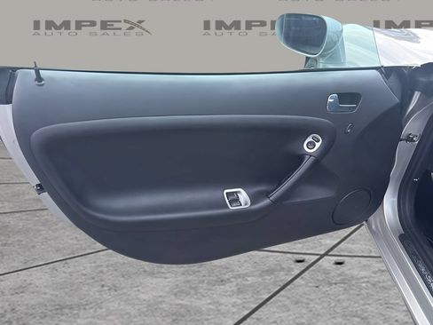 Used 2007 Pontiac Solstice GXP w/ Premium Package RWD image 13
