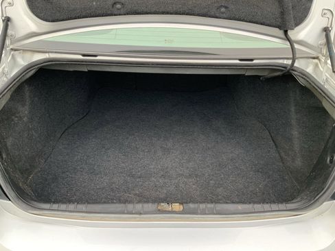 Used 2009 Chevrolet Impala LT image 9