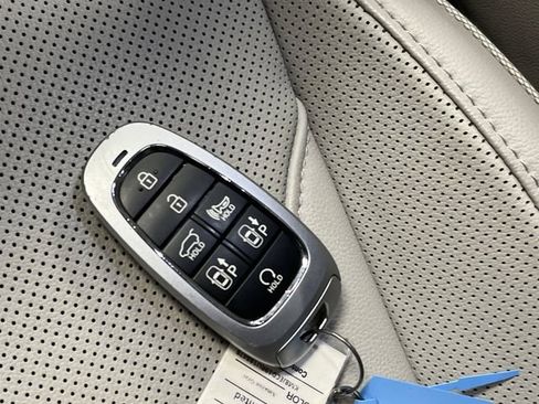 Used 2024 Hyundai Tucson Limited image 28