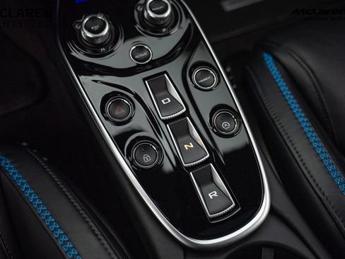 Used 2023 McLaren GT image 30