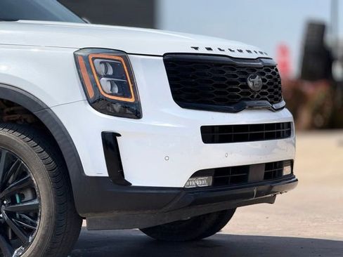 Used 2021 Kia Telluride SX w/ SX Prestige Package image 8