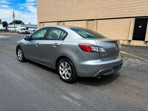 Used 2011 MAZDA MAZDA3 i Sport FWD image 3