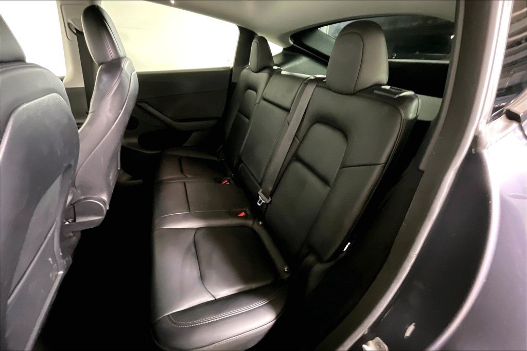 Used 2023 Tesla Model Y Long Range AWD/4WD image 25