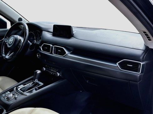 Used 2019 MAZDA CX-5 Touring FWD image 30