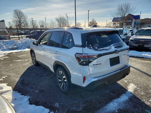New 2025 Subaru Forester Touring image 3