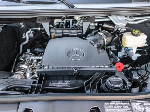 New 2025 Mercedes-Benz Sprinter 2500 image 28