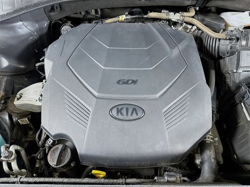 Certified 2019 Kia Sorento SX w/ SX Touring Package FWD image 36