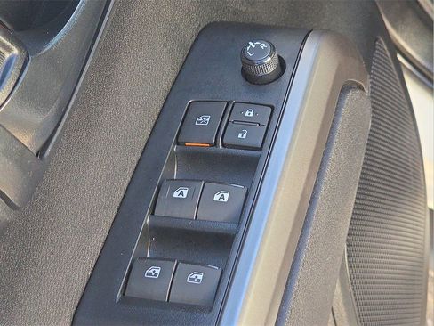 Certified 2023 Toyota Tacoma SR5 image 17