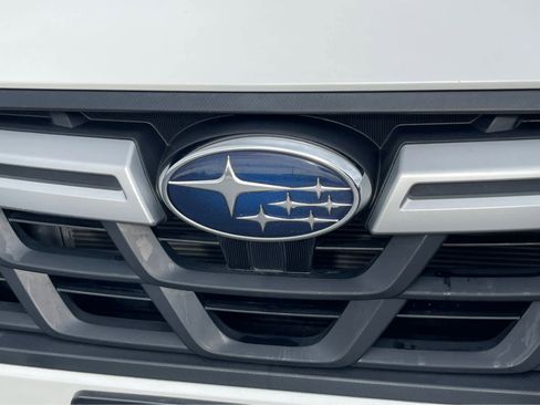 Used 2021 Subaru Crosstrek 2.0i Premium image 8