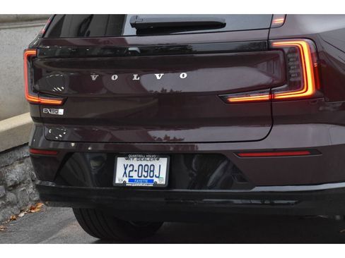 Used 2025 Volvo EX90 Ultra image 29