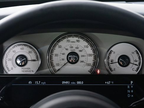 Certified 2018 Rolls-Royce Dawn image 41