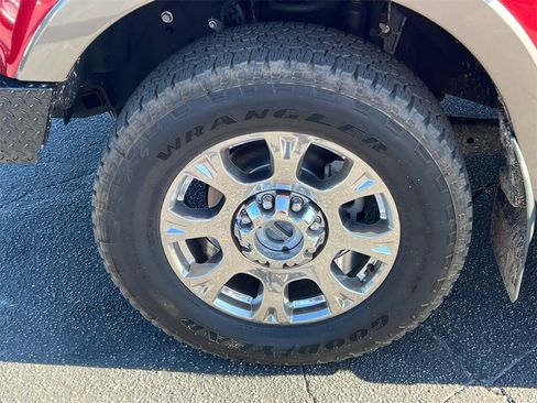 Used 2021 Ford F250 Lariat w/ Lariat Ultimate Package image 13