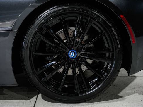 Used 2019 BMW i8 Coupe AWD/4WD image 42