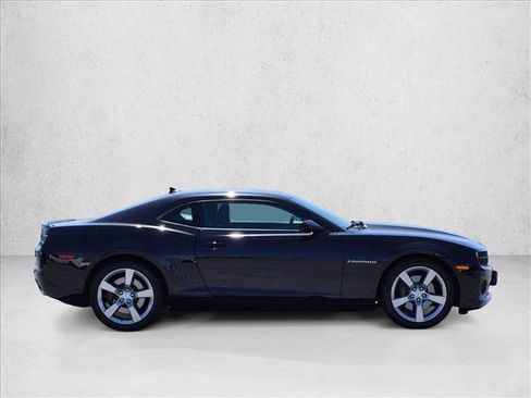 Used 2010 Chevrolet Camaro SS w/ RS Package RWD image 4