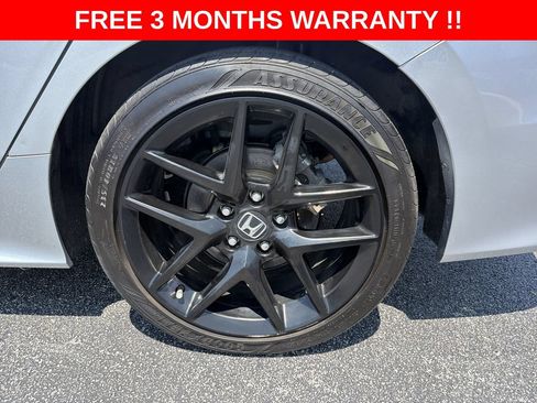 Used 2025 Honda Civic Sport image 33