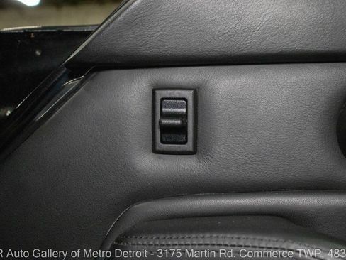 Used 1996 Porsche 911 Turbo image 35