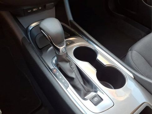 Used 2025 Chevrolet Malibu LT FWD image 18