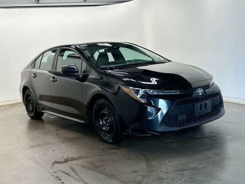 Used 2022 Toyota Corolla LE FWD image 29