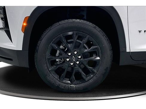 New 2026 Chevrolet Traverse LT w/ Midnight/Sport Edition image 13