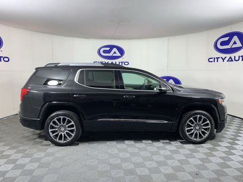 Used 2021 GMC Acadia Denali w/ Denali Technology Package FWD image 2