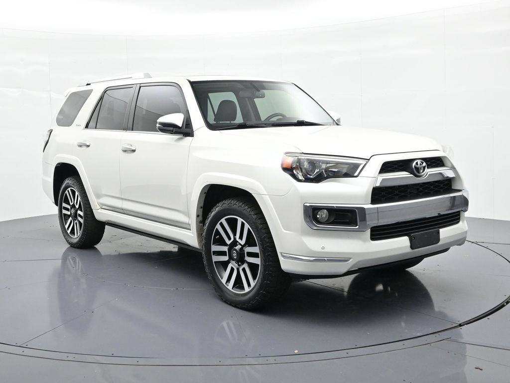 Used 2015 Toyota 4Runner Limited AWD/4WD image 4