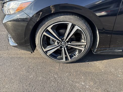 Used 2020 Nissan Sentra SR image 11