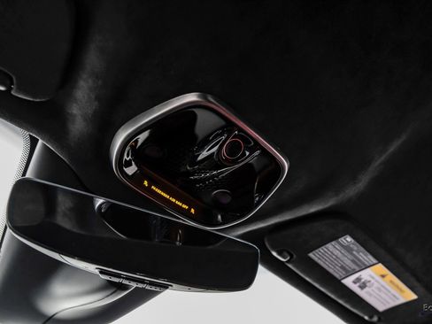 Used 2024 McLaren Artura RWD image 46