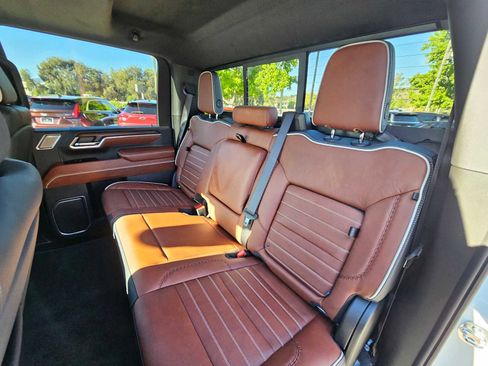 New 2025 GMC Sierra 2500 Denali Ultimate image 21