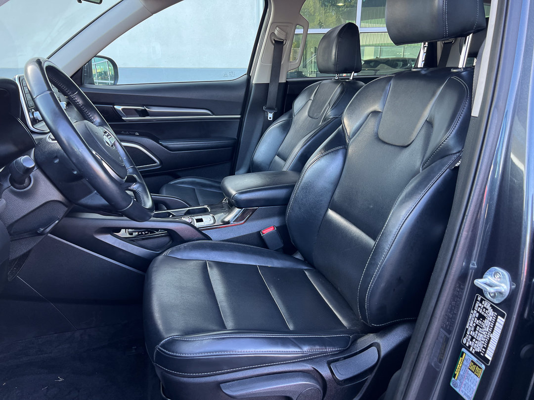 Used 2020 Kia Telluride LX AWD/4WD image 20