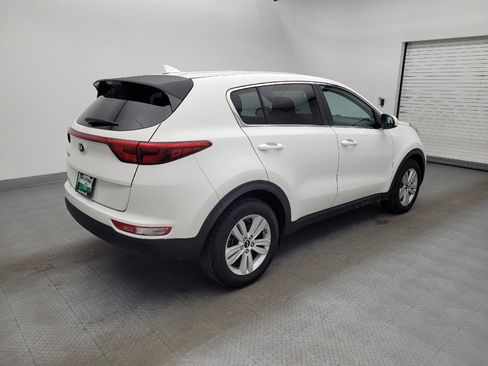 Used 2017 Kia Sportage LX image 10