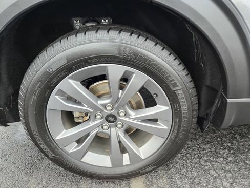 Used 2021 Ford Explorer XLT w/ Equipment Group 202A image 45