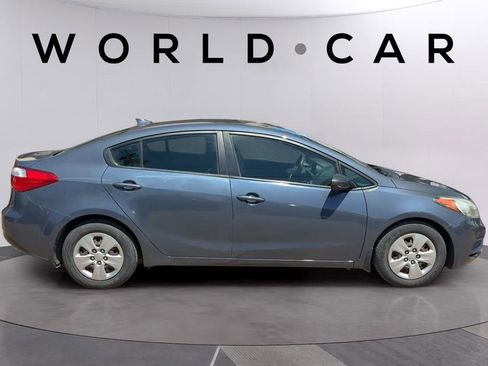 Used 2016 Kia Forte LX FWD image 8